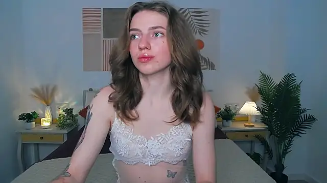 Snapshot of TayloryStar chatting on 05-19-26, 08:09 TayloryStar online show from 05-19-26, 08:09