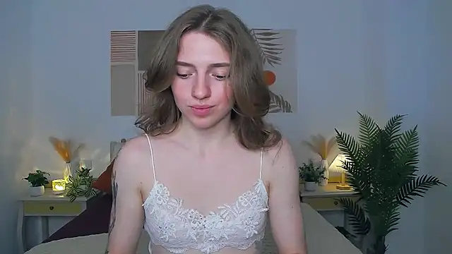 Snapshot of TayloryStar chatting on 05-27-26, 12:02 TayloryStar online show from 05-27-26, 12:02