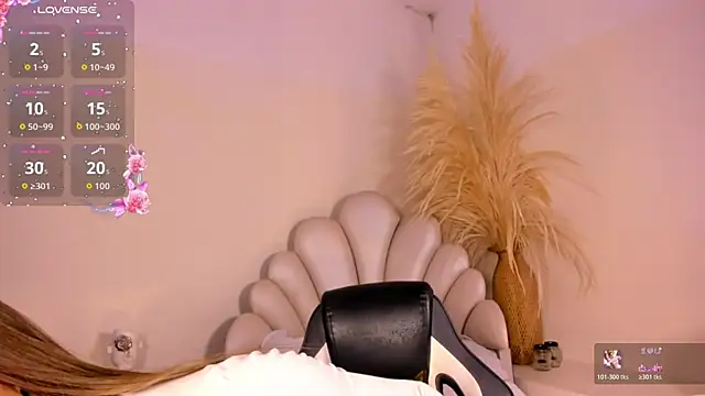 SelenaRogers online show from 06-20-26, 08:44