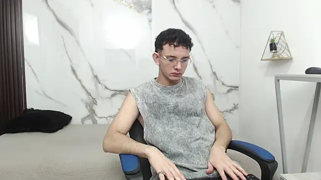 keen black  online show from 05-27-26, 02:52