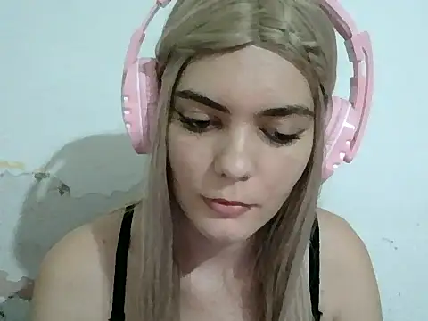 Angel Ristoww online show from 05-22-26, 01:13
