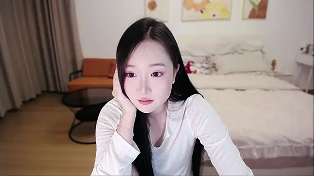 Yu-yu-6 online show from 05-26-26, 07:04