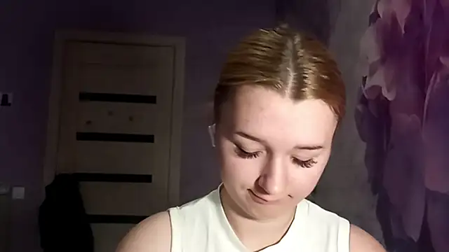 RaeannRoewe online show from 05-24-26, 07:41