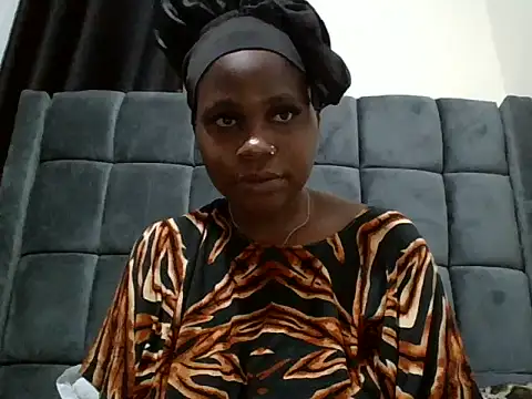 sexy inayah online show from 05-26-26, 03:08