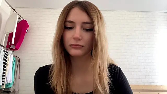 CicelyScolnik online show from 05-30-26, 09:39