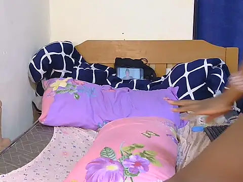 beryl lady online show from 07-23-26, 01:58