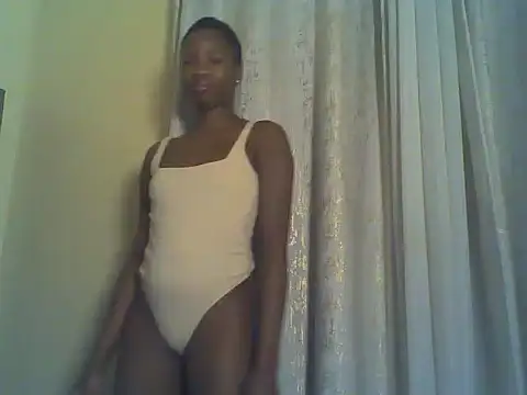 Cuteebony16 online show from 05-28-26, 06:16