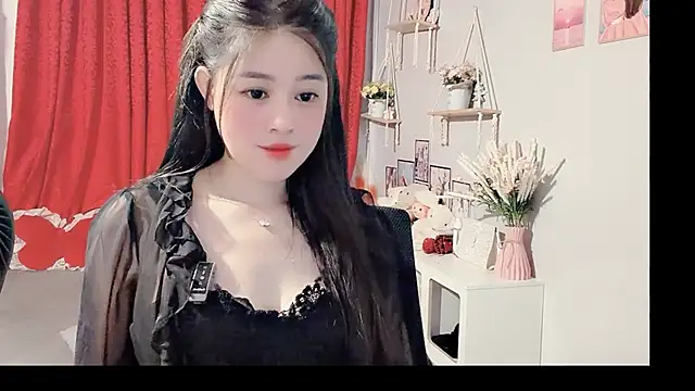 Bee-Cherry online show from 06-05-26, 05:58