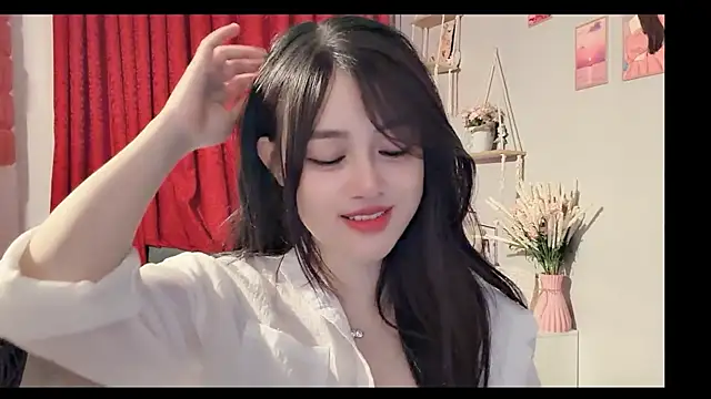 Bee-Cherry online show from 06-26-26, 02:21