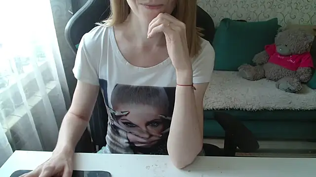 -Millamanka- online show from 05-23-26, 03:27