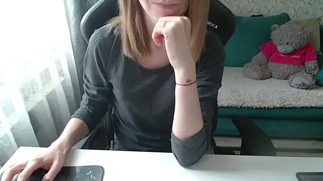 -Millamanka- online show from 05-28-26, 02:58
