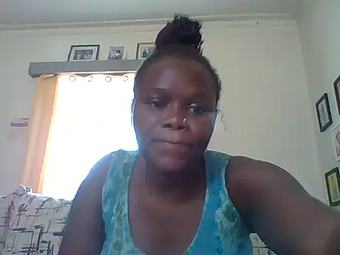 PinkyMonique online show from 06-11-26, 06:00