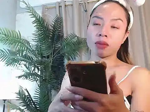 Super Hot BunnyXX online show from 05-20-26, 06:03