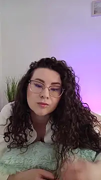 Snapshot of Elissa_Floyd__ chatting on 06-16-26, 07:00 Elissa Floyd online show from 06-16-26, 07:00
