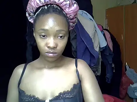 pretty jazminee1 online show from 05-21-26, 04:41
