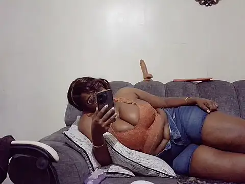 african sexygoddess online show from 07-27-26, 05:25