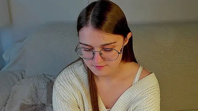 Veta cutE online show from 05-30-26, 12:24