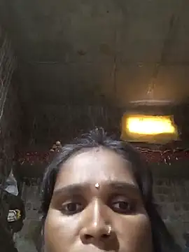 Snapshot of PINKI01990 chatting on 07-03-26, 01:01 PINKI01990 online show from 07-03-26, 01:01