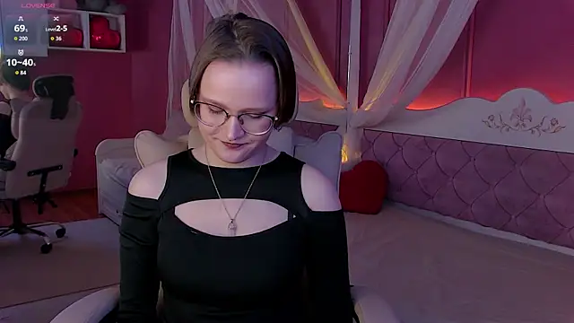 AgnesRay online show from 06-07-26, 06:33