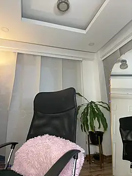 nicollett online show from 05-29-26, 11:03