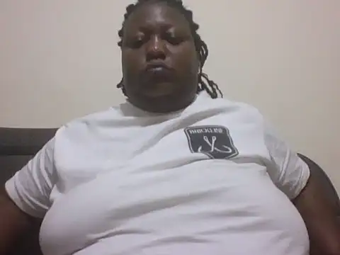 fat ebonyqueen online show from 06-08-26, 07:47