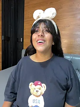 Alexia Lerner online show from 07-08-26, 08:13