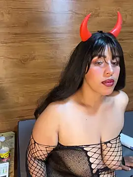 Alexia Lerner online show from 07-15-26, 08:03