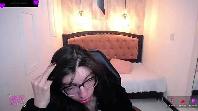 Allyshon  online show from 07-16-26, 08:04