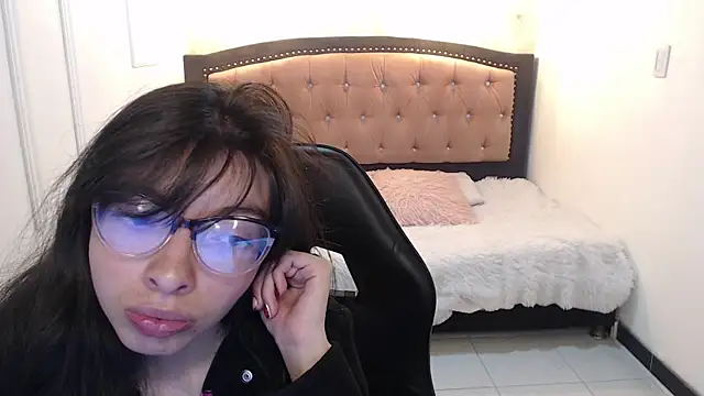 Allyshon  online show from 07-21-26, 07:49