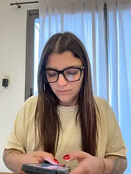 lilylovelesss online show from 07-11-26, 01:14