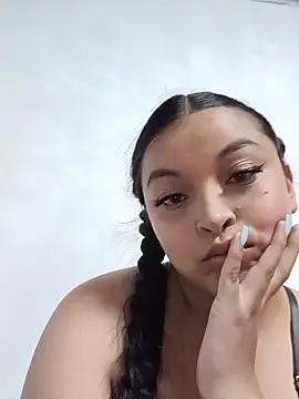 ChloeMilky online show from 05-22-26, 02:19
