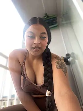 ChloeMilky online show from 05-22-26, 07:41