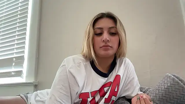Badbihdani18 online show from 06-23-26, 08:07