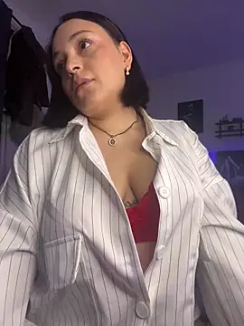 Snapshot of LilyNovaa chatting on 06-02-26, 12:23 LilyNovaa online show from 06-02-26, 12:23