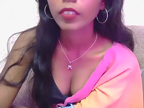 Snapshot of iliyana-20 chatting on 05-25-26, 05:30 iliyana-20 online show from 05-25-26, 05:30