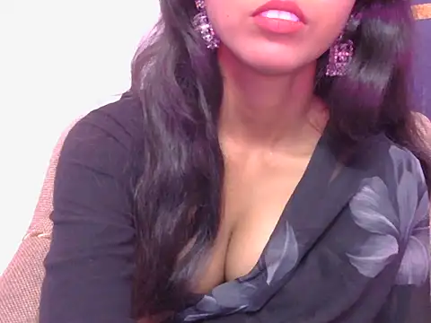 Snapshot of iliyana-20 chatting on 06-15-26, 04:15 iliyana-20 online show from 06-15-26, 04:15