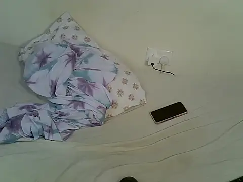 wifey aj online show from 05-29-26, 07:50
