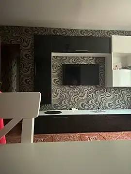 Hot-Milf4U online show from 05-21-26, 04:30