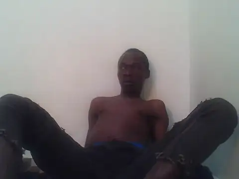 Snapshot of slimdady254 chatting on 07-16-26, 11:27 slimdady254 online show from 07-16-26, 11:27