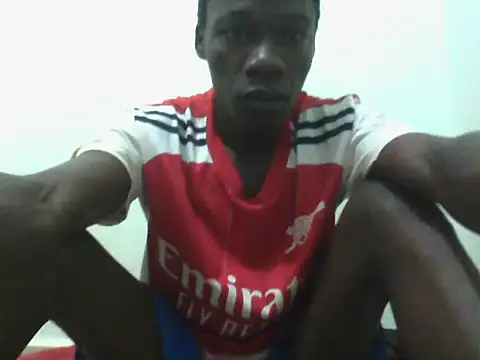Snapshot of slimdady254 chatting on 07-18-26, 01:54 slimdady254 online show from 07-18-26, 01:54