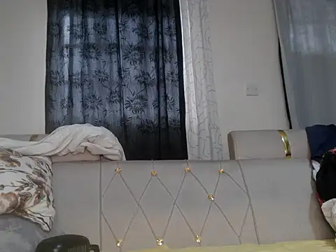 sexyleah25 online show from 07-11-26, 02:42