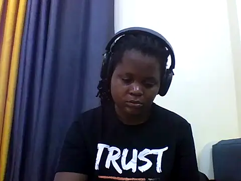 Snapshot of ladar chatting on 05-21-26, 05:03 ladar online show from 05-21-26, 05:03