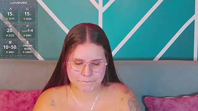 Lia Avalon online show from 06-06-26, 12:21