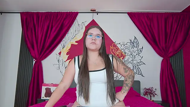 Lia Avalon online show from 06-23-26, 11:41