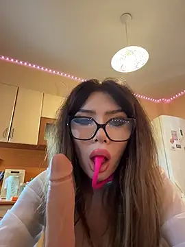 JessicaNichols  online show from 07-10-26, 11:46