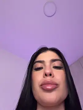 Snapshot of Danilopez3 chatting on 05-26-26, 11:12 Danilopez3 online show from 05-26-26, 11:12