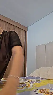 alicia kiss  online show from 06-12-26, 05:56