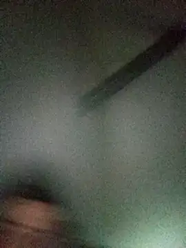 Snapshot of Cybergeil33 chatting on 03-12-25, 03:57 Cybergeil33 online show from 03-12-25, 03:57