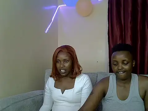 Snapshot of ebonyafriqueen1 chatting on 05-25-26, 04:40 ebonyafriqueen1 online show from 05-25-26, 04:40