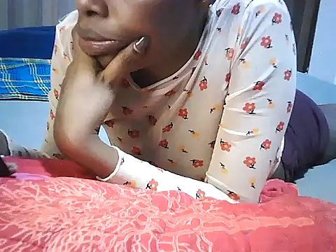 chocolata-cocoa online show from 05-23-26, 04:55